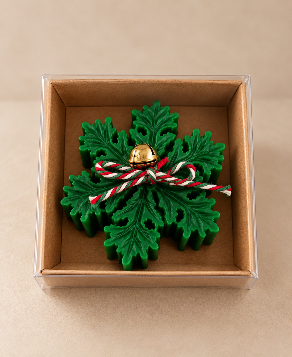 Snowflake Candle – Kar Tanesi Tasarımlı Dekoratif Mum